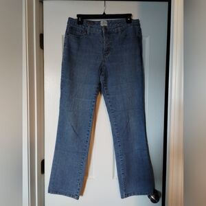St. John's Bay Women's Classic Blue Straight Leg Jeans Size 12